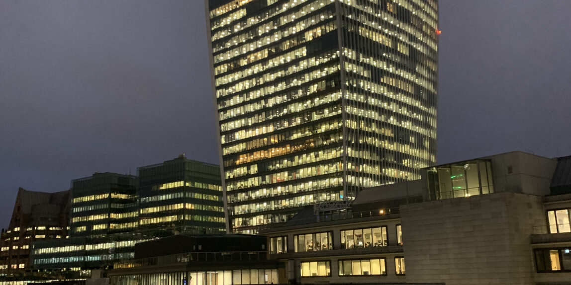 Walkie-Talkie in London